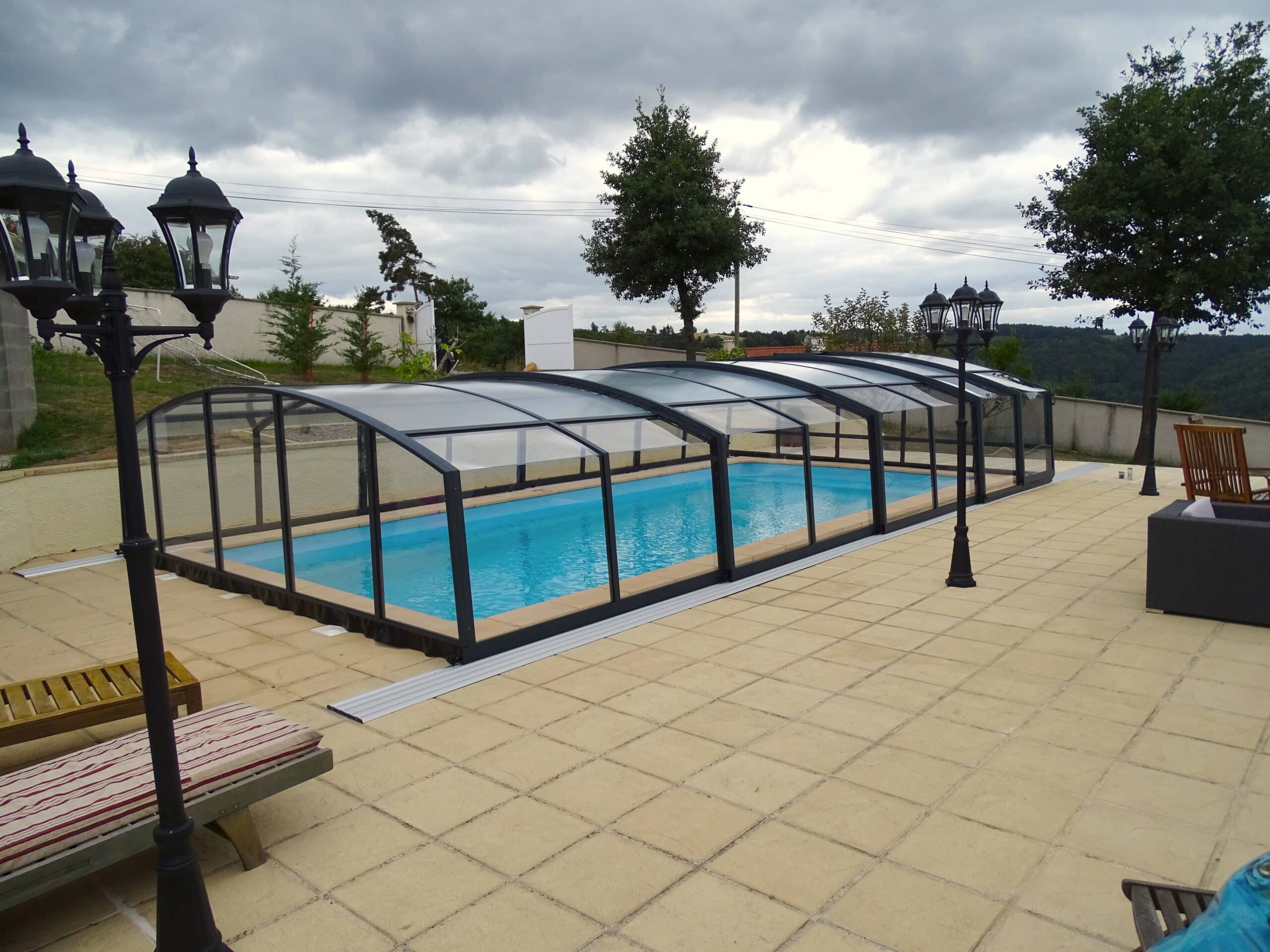 modèles d'abris piscine télescopiques STAR 180