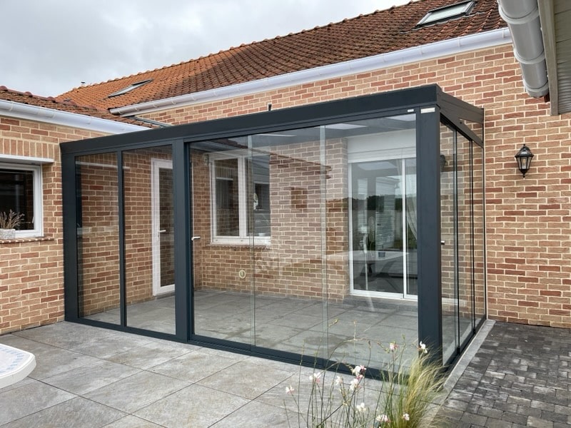verre coulissant terrasse PAC'ABRIS installé sur pergola