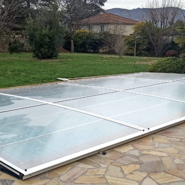 ABRIS DE PISCINE 6 Abris de piscine plat télescopique discret et pratique PAC'ABRIS